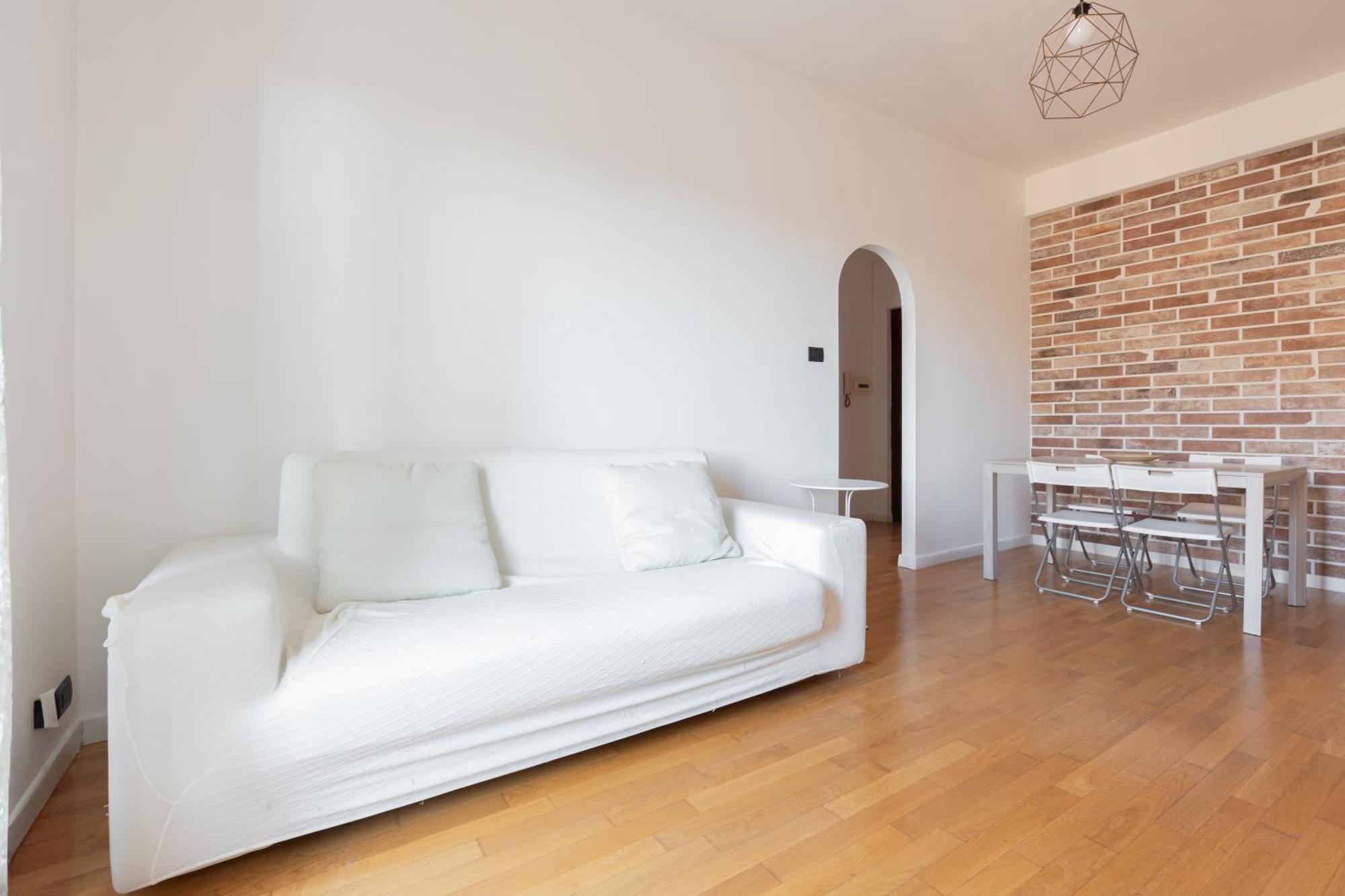 Agostini 9- Bright Flat Apartment *